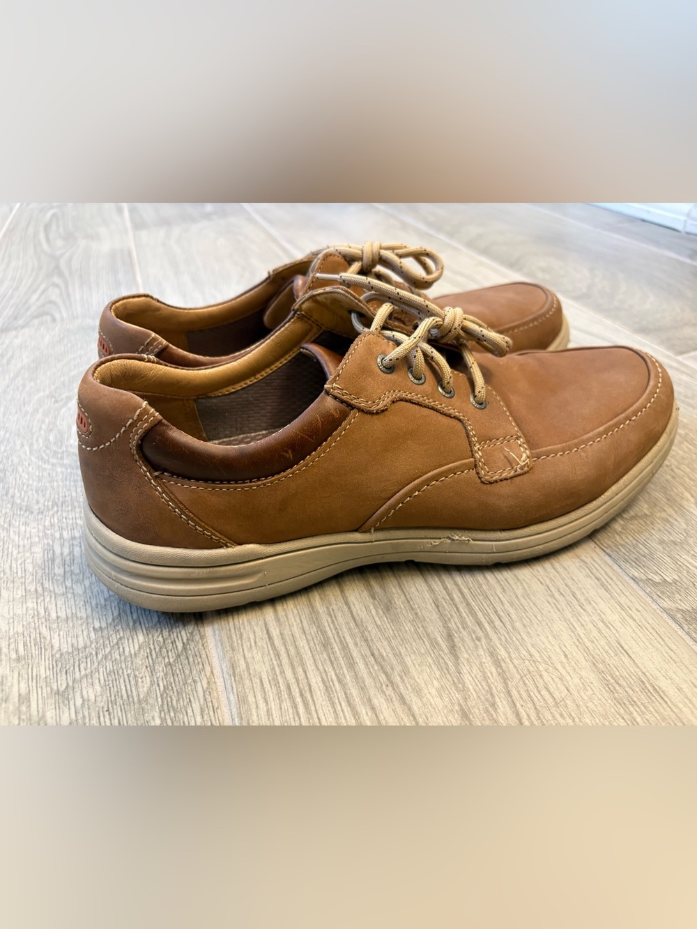 Johnston & Murphy Men's Tan Leather Boat Shoes